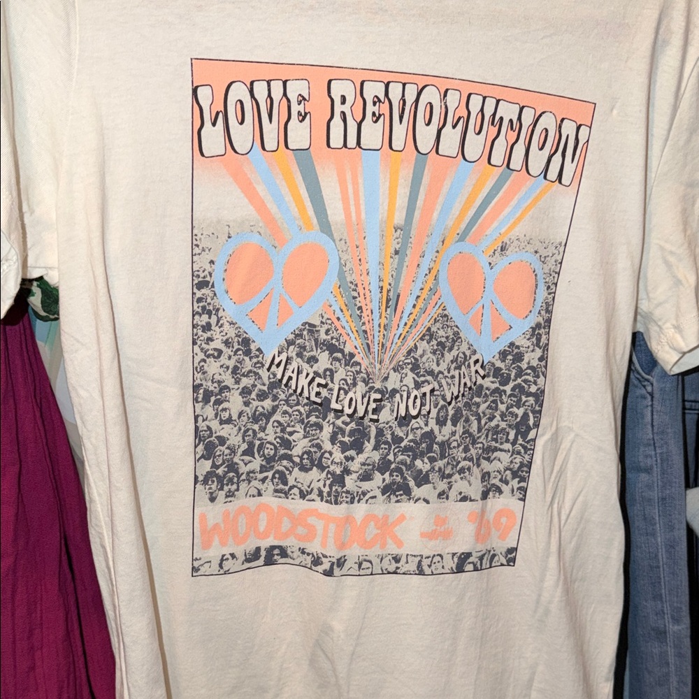 Woodstock tee